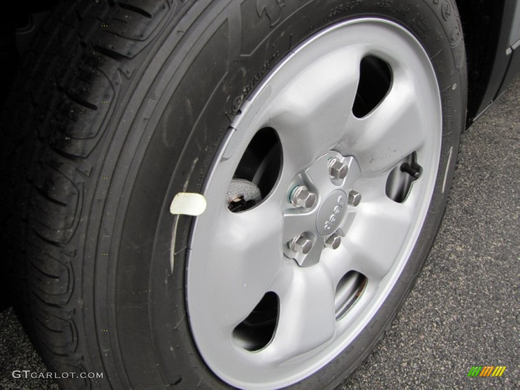 2014 Jeep Cherokee Sport Wheel Photo #87975039