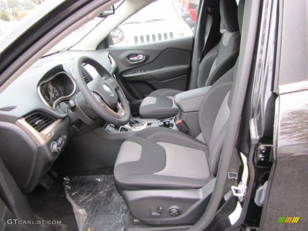 2014 Jeep Cherokee Latitude Front Seat Photo #87976905