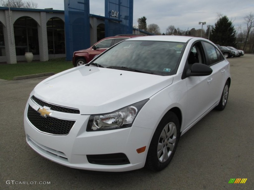 2014 Cruze LS - Summit White / Jet Black/Medium Titanium photo #10