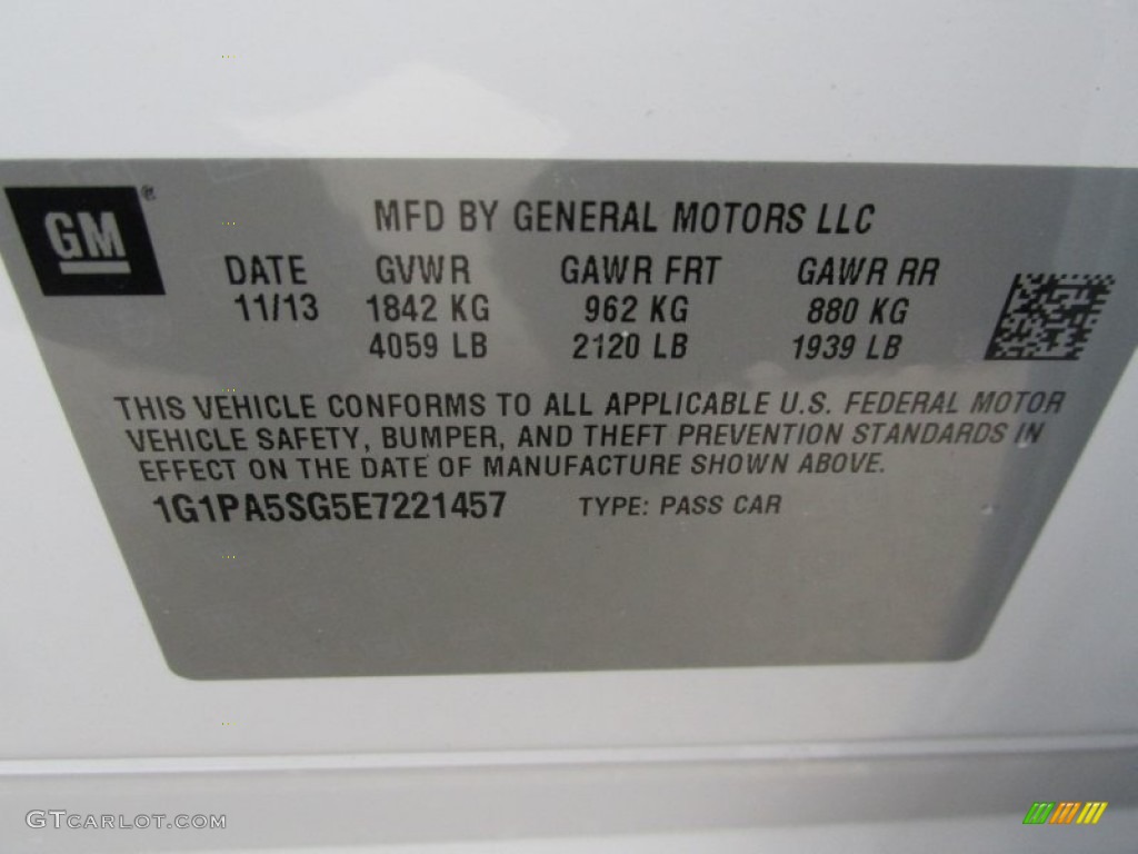 2014 Cruze LS - Summit White / Jet Black/Medium Titanium photo #19