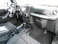 Black - Wrangler Unlimited Sahara 4x4 Photo No. 12