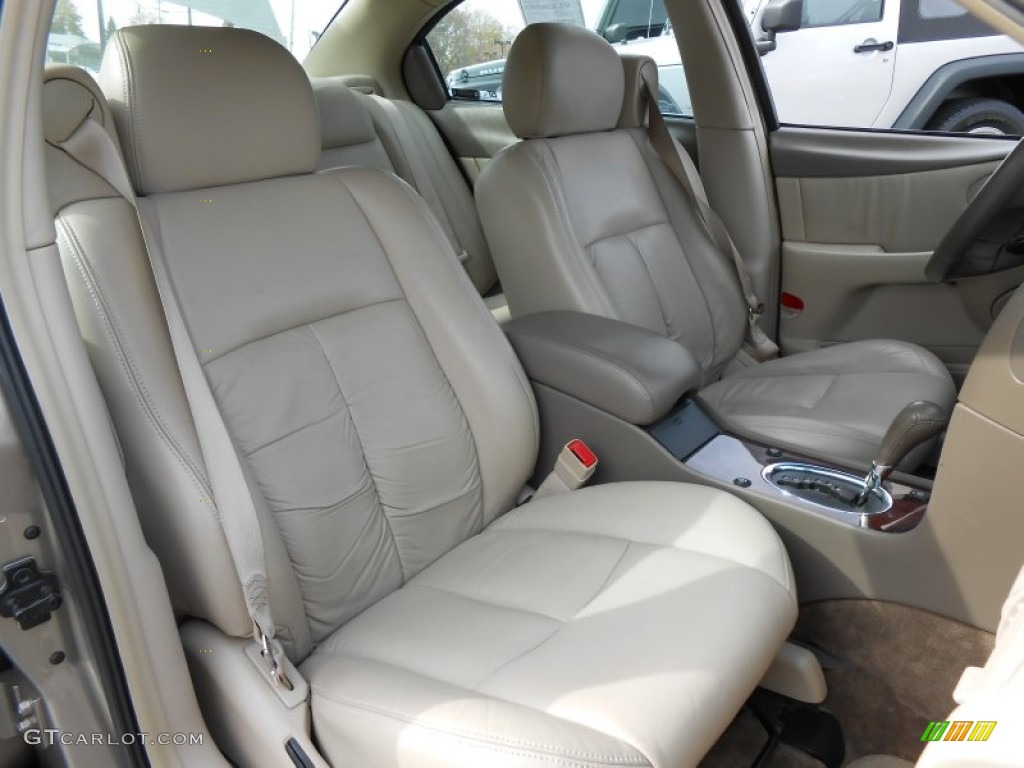 2003 Oldsmobile Aurora 4.0 Front Seat Photo #87981720
