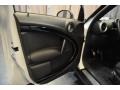 Light White - Cooper S Countryman Photo No. 23