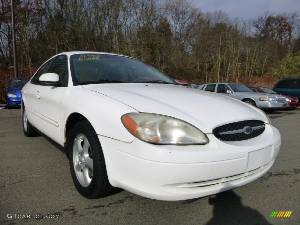 2003 Taurus SE - Vibrant White / Dark Charcoal photo #5