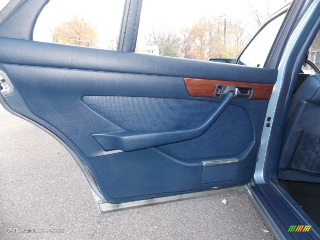 1986 Mercedes-Benz S Class 420 SEL Blue Door Panel Photo #87991053