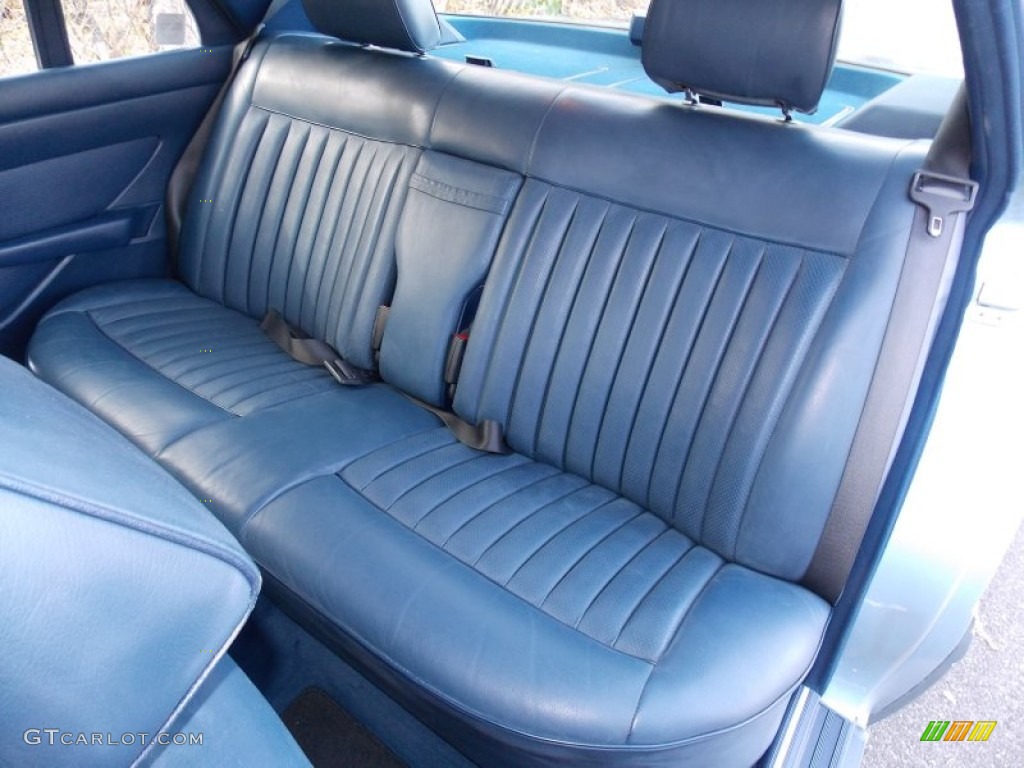 1986 Mercedes-Benz S Class 420 SEL Rear Seat Photo #87991094