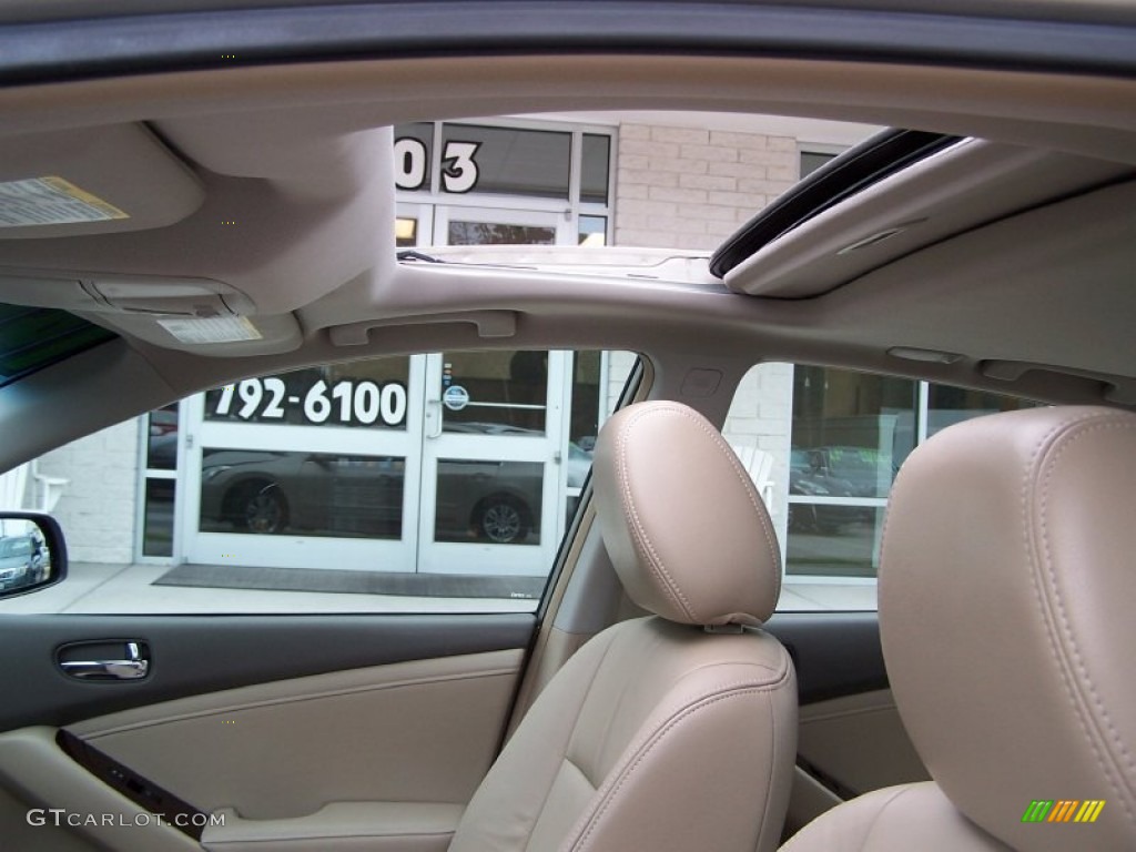 2010 Altima 2.5 SL - Sonoran Sand / Blond photo #12