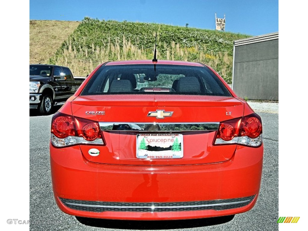 2013 Cruze LT - Victory Red / Jet Black photo #8