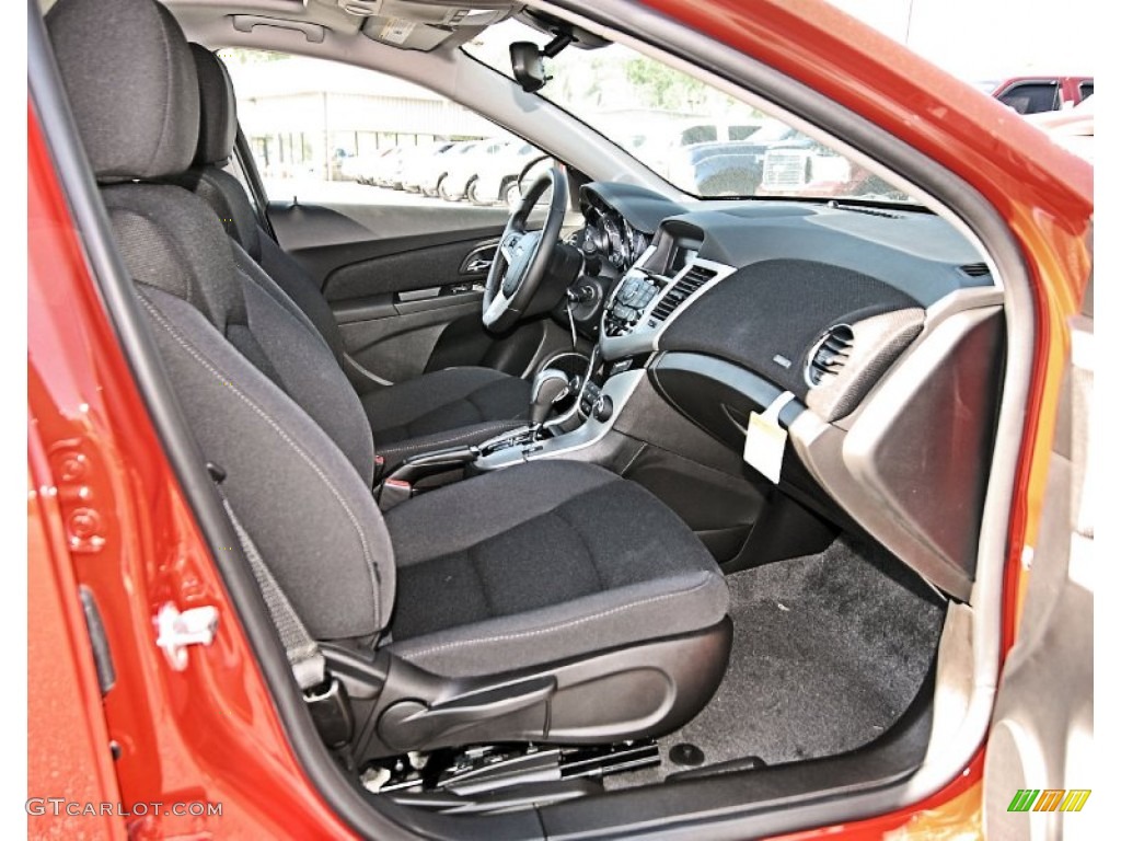 2013 Cruze LT - Victory Red / Jet Black photo #16