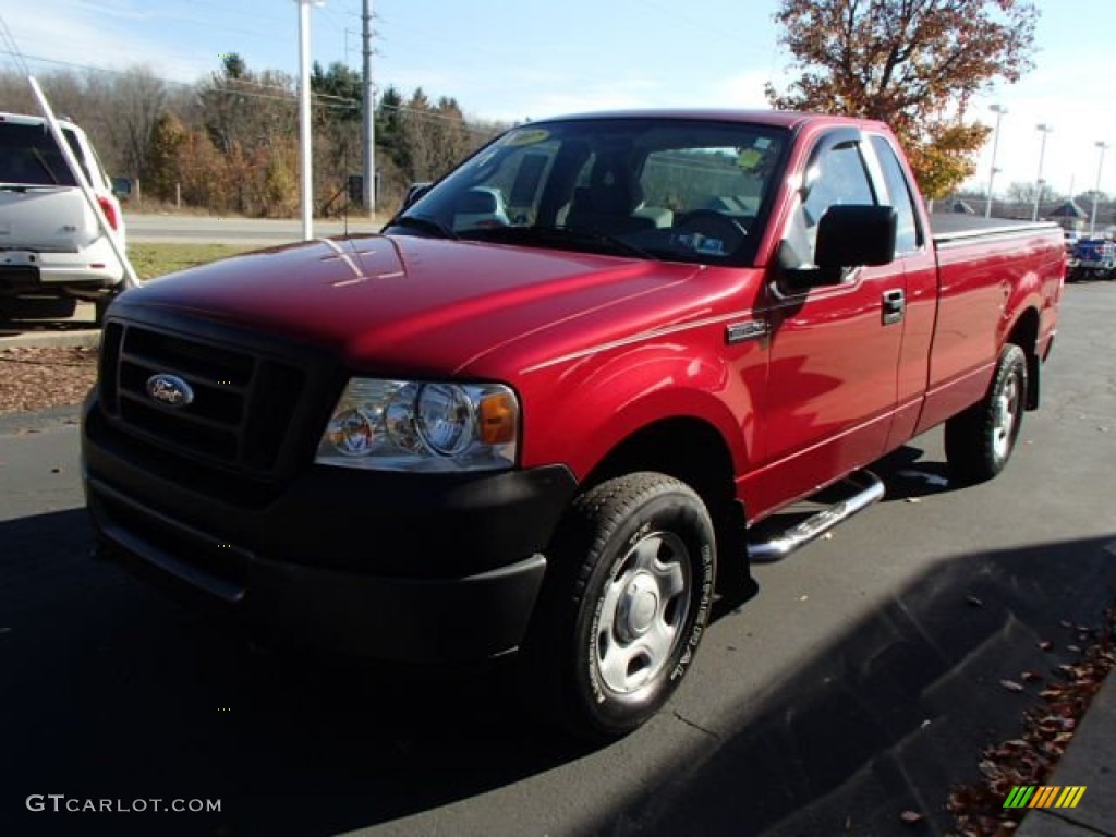 2007 F150 XL Regular Cab 4x4 - Redfire Metallic / Medium Flint photo #4