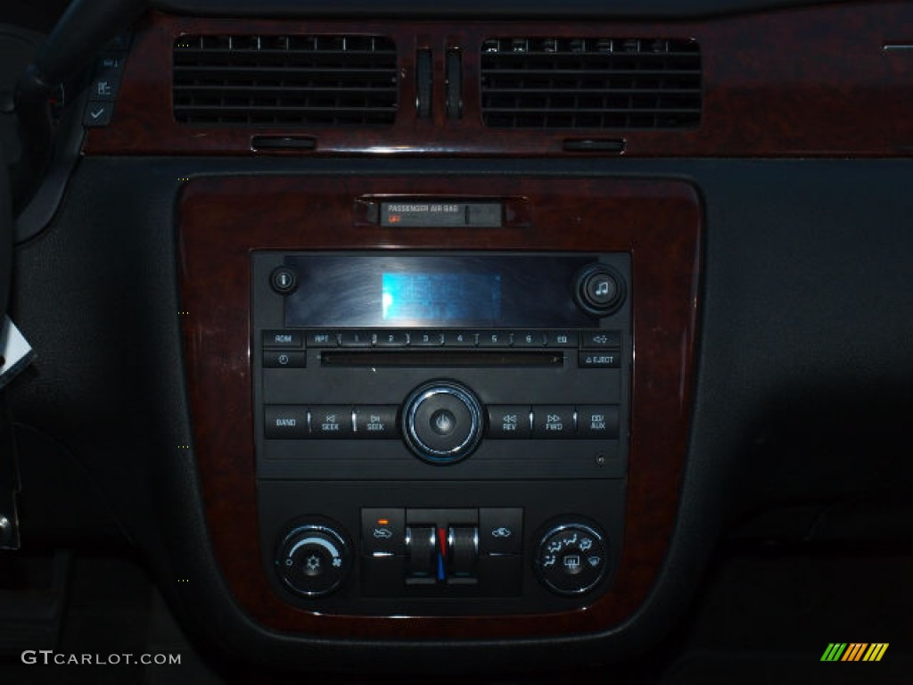 2006 Impala LT - Black / Ebony Black photo #12