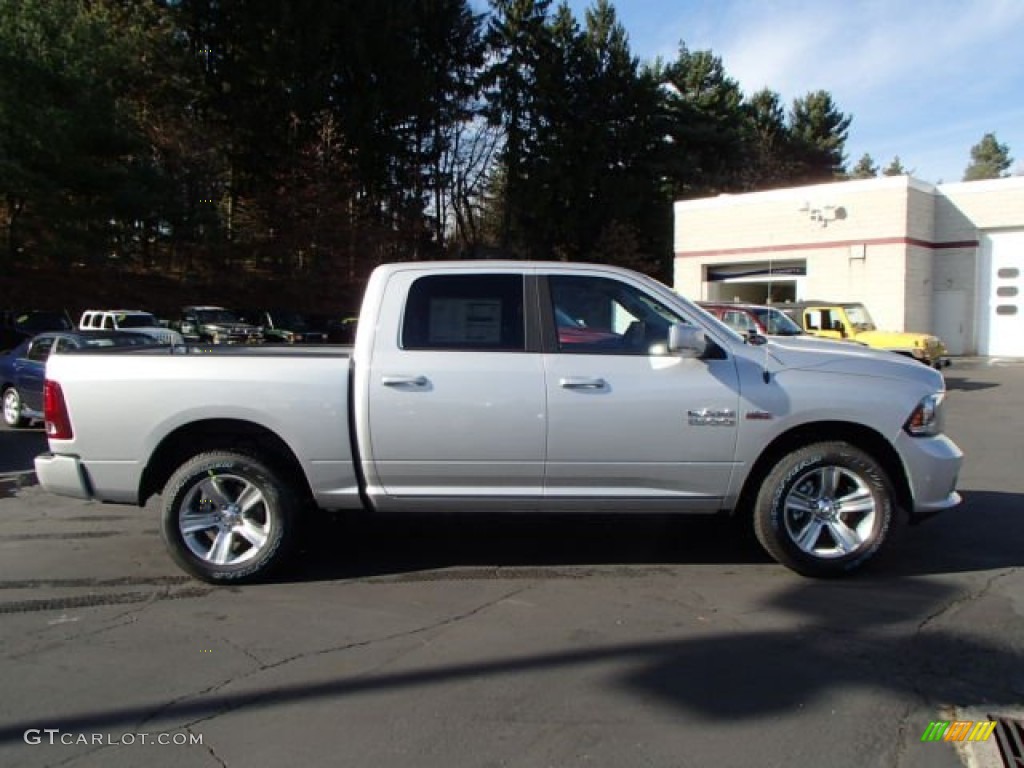 2014 1500 Sport Crew Cab 4x4 - Bright Silver Metallic / Black photo #5