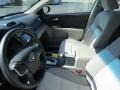 Super White - Camry LE Photo No. 11