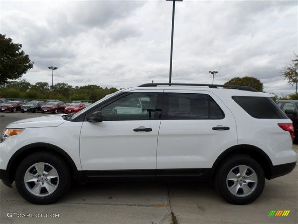 2014 Explorer FWD - Oxford White / Medium Light Stone photo #2