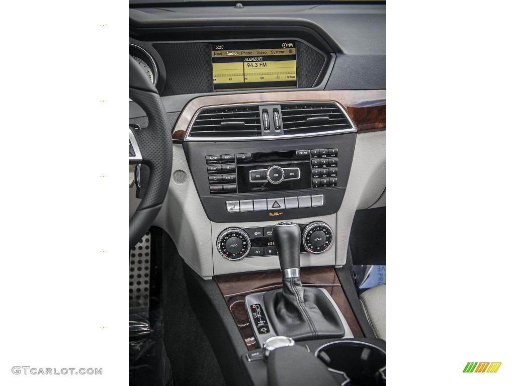 2012 Mercedes-Benz C 350 Coupe Controls Photo #88023651