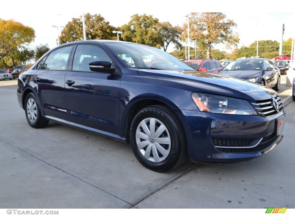 2013 Passat 2.5L S - Night Blue Metallic / Titan Black photo #7