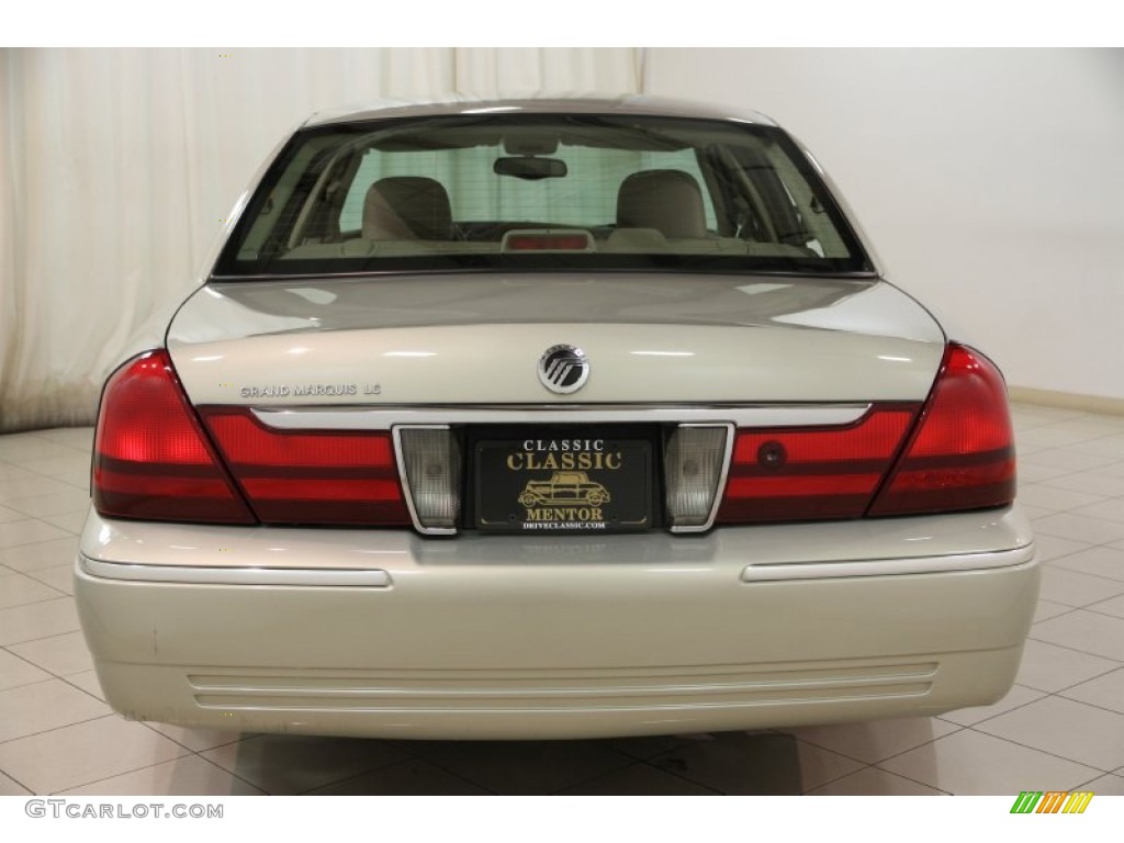 2004 Grand Marquis LS - Gold Ash Metallic / Medium Parchment photo #19