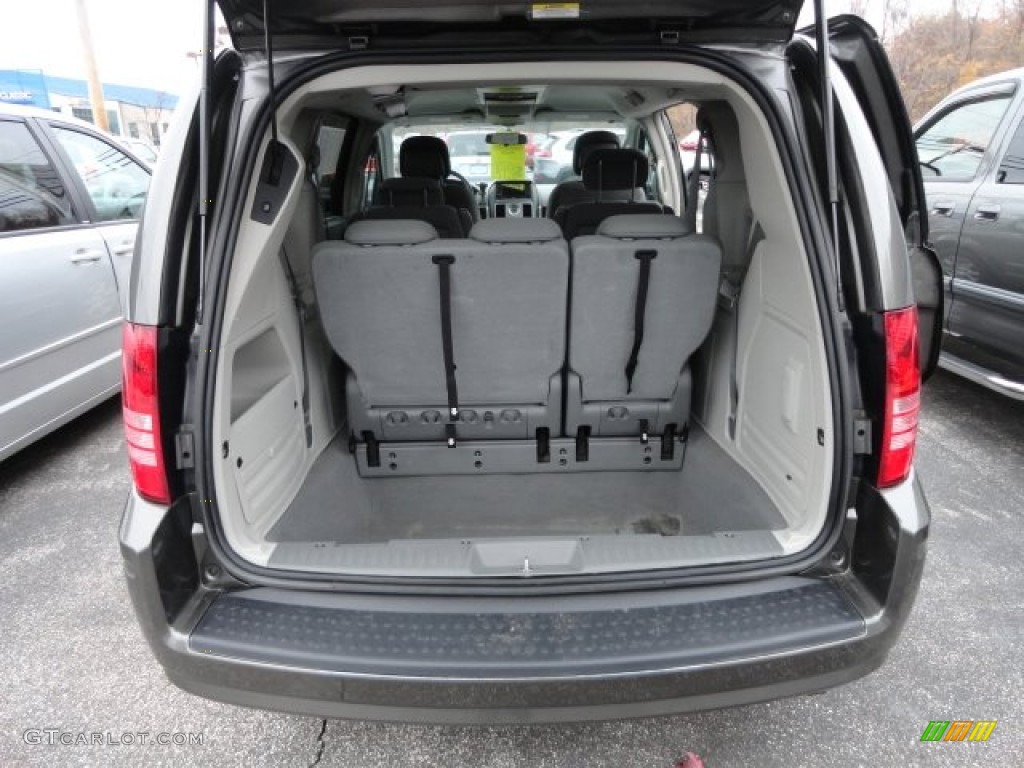 2010 Town & Country Touring - Dark Titanium Metallic / Medium Slate Gray/Light Shale photo #9