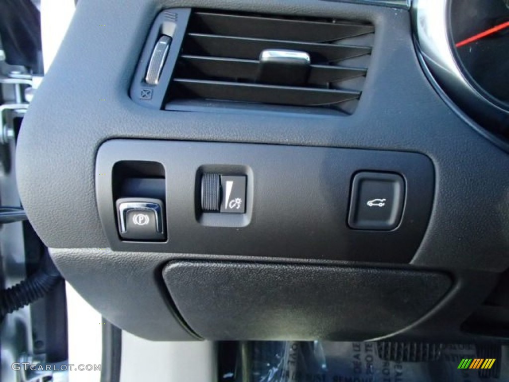 2014 Impala LS - Silver Ice Metallic / Jet Black/Dark Titanium photo #19