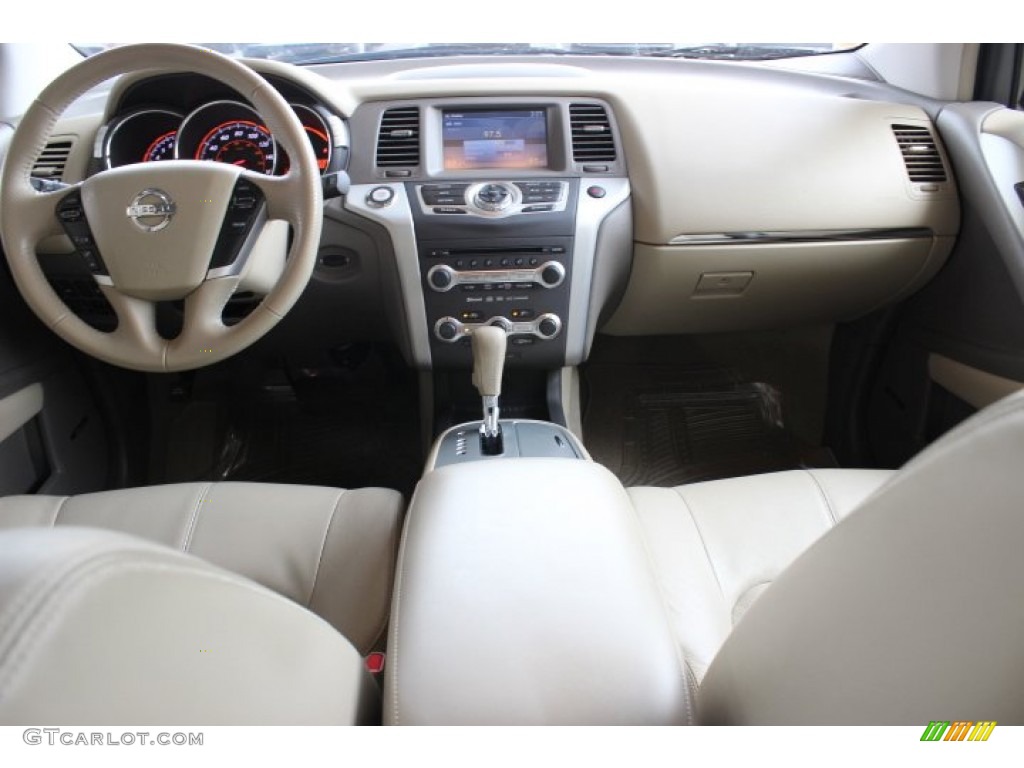 2010 Murano SL - Saharan Stone Metallic / Beige photo #32