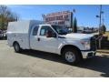 Oxford White - F350 Super Duty XL SuperCab Photo No. 11