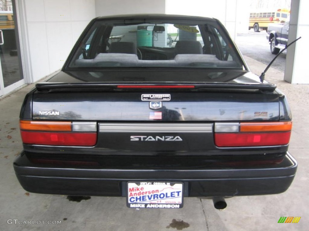 1992 Stanza SE - Black / Black photo #4