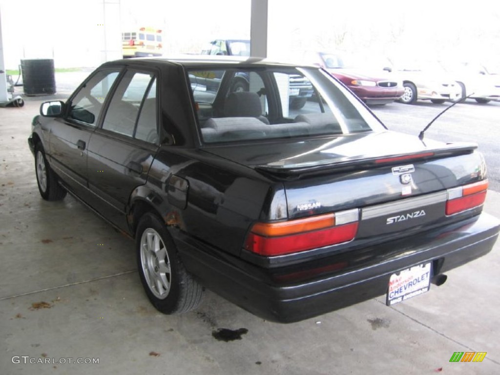 1992 Stanza SE - Black / Black photo #5