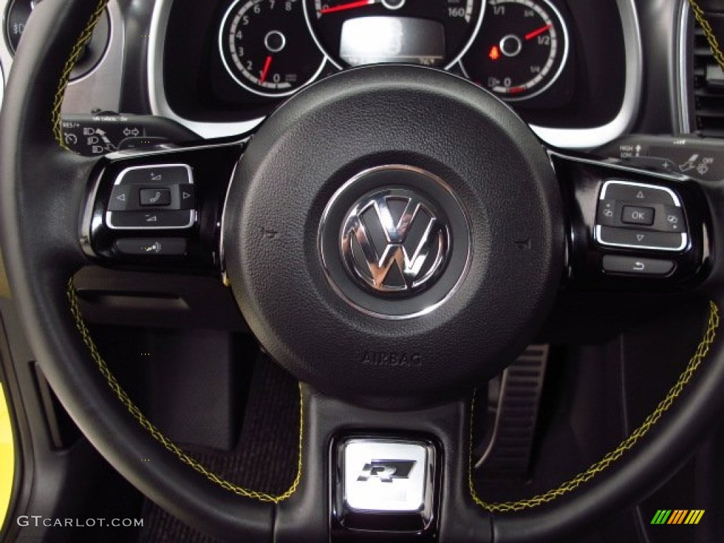 2014 Volkswagen Beetle GSR Controls Photo #88038272