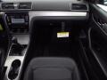 Black - Passat TDI SE Photo No. 14