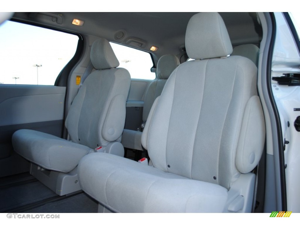 2014 Toyota Sienna L Rear Seat Photos