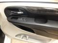 Stone White - Grand Caravan SE Photo No. 10