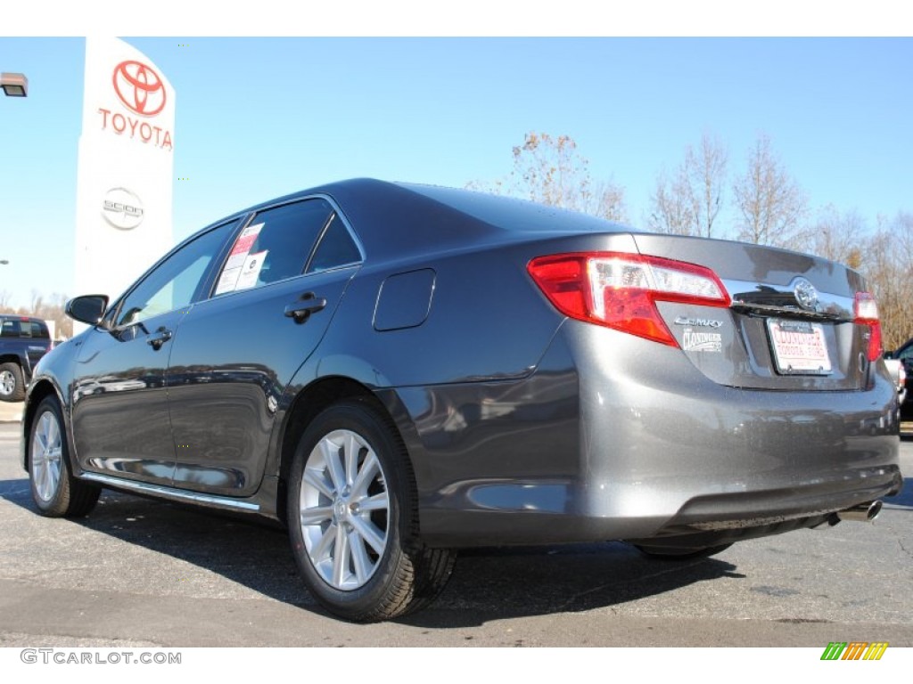 2014 Camry XLE - Magnetic Gray Metallic / Ash photo #30