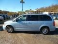 Crystal Blue Pearl - Town & Country Touring - L Photo No. 3