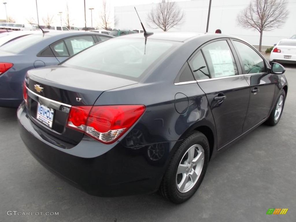 2014 Cruze LT - Blue Ray Metallic / Jet Black photo #2