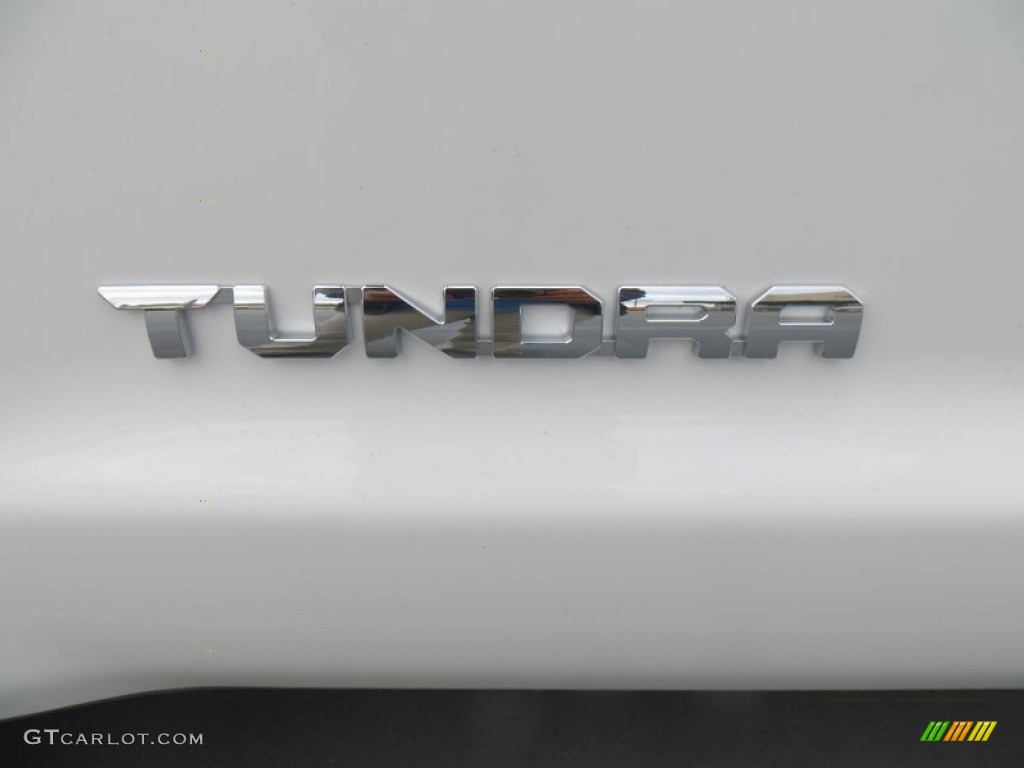 2014 Tundra SR5 Double Cab 4x4 - Super White / Graphite photo #14