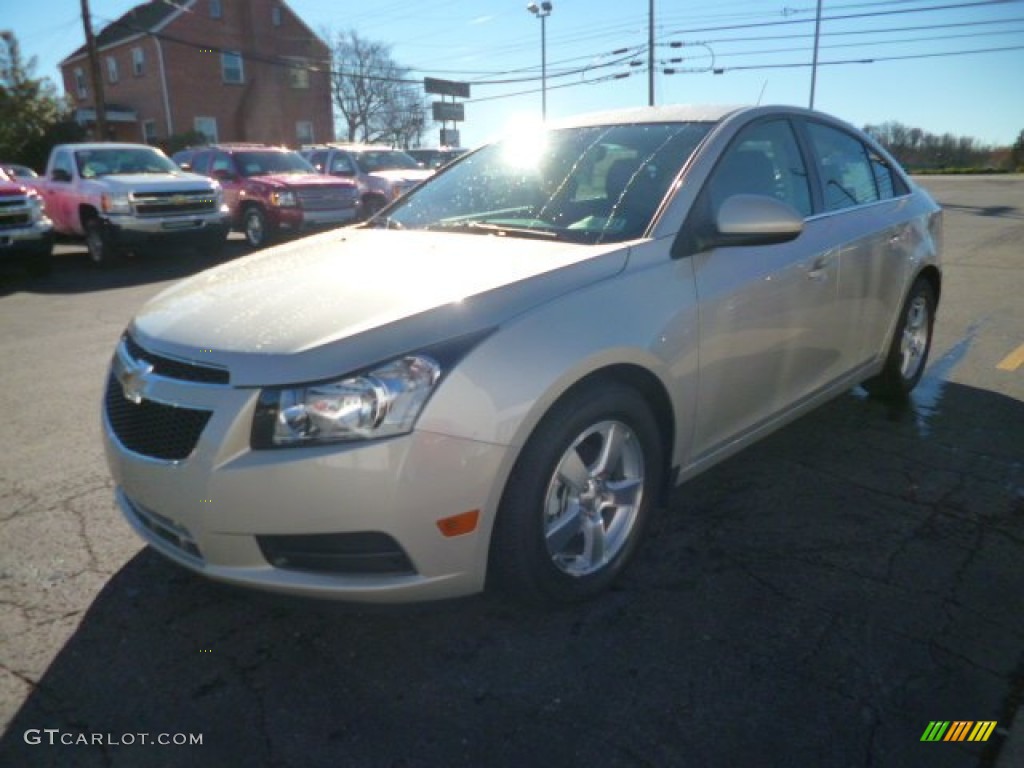 2014 Cruze LT - Champagne Silver Metallic / Jet Black photo #3
