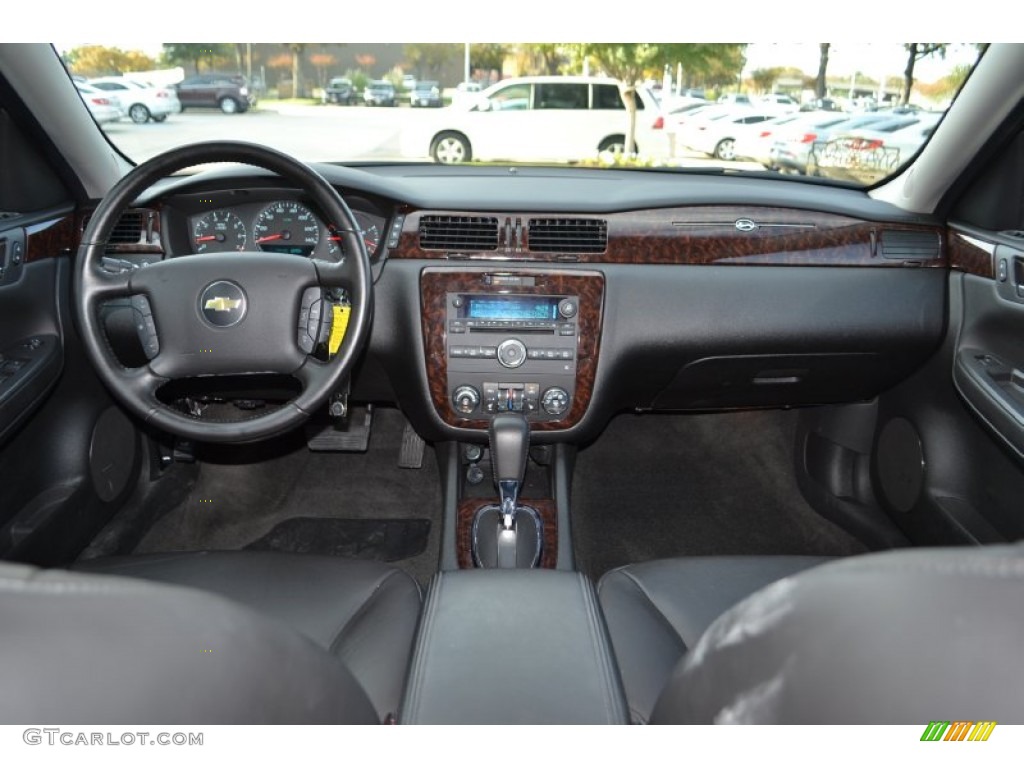 2013 Chevrolet Impala LTZ Dashboard Photos
