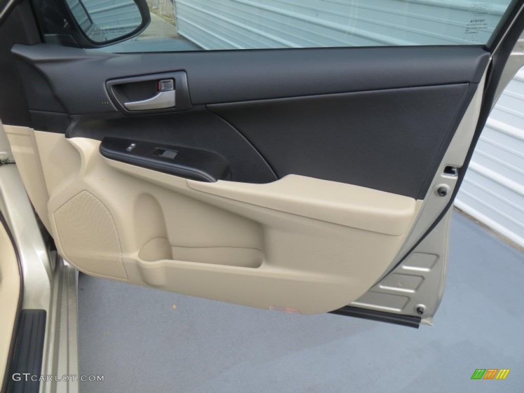 2014 Camry LE - Champagne Mica / Ivory photo #16