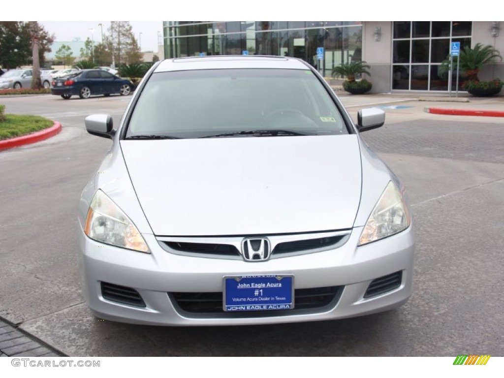 2006 Accord LX V6 Sedan - Alabaster Silver Metallic / Gray photo #3