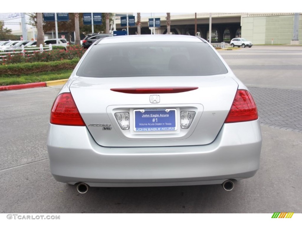2006 Accord LX V6 Sedan - Alabaster Silver Metallic / Gray photo #4
