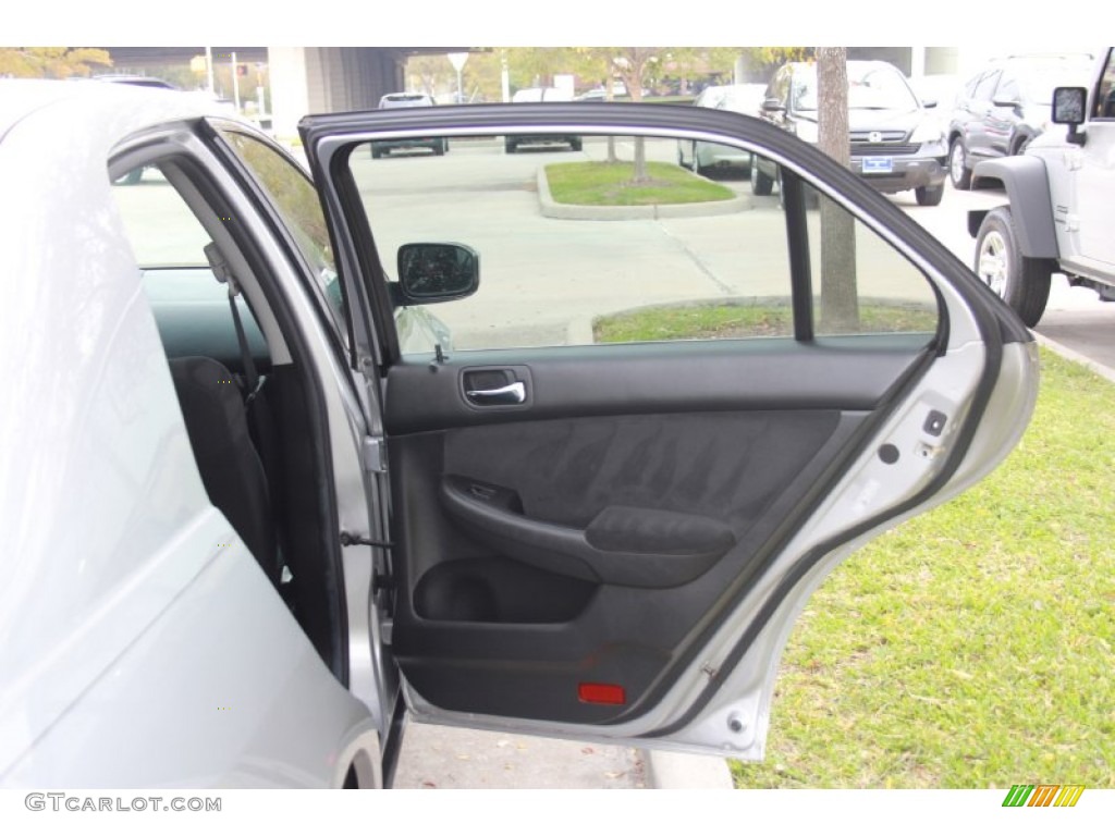 2006 Accord LX V6 Sedan - Alabaster Silver Metallic / Gray photo #13