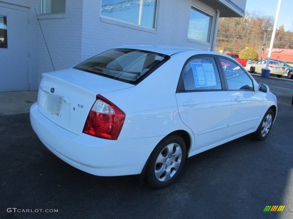 2006 Spectra EX Sedan - Clear White / Beige photo #8