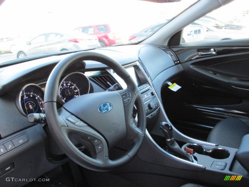 2014 Sonata Limited - Pearl White / Black photo #9