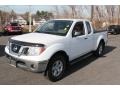 2011 Avalanche White Nissan Frontier SV V6 King Cab 4x4  photo #3