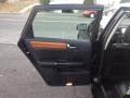 Black Obsidian - M 35x Sedan Photo No. 13