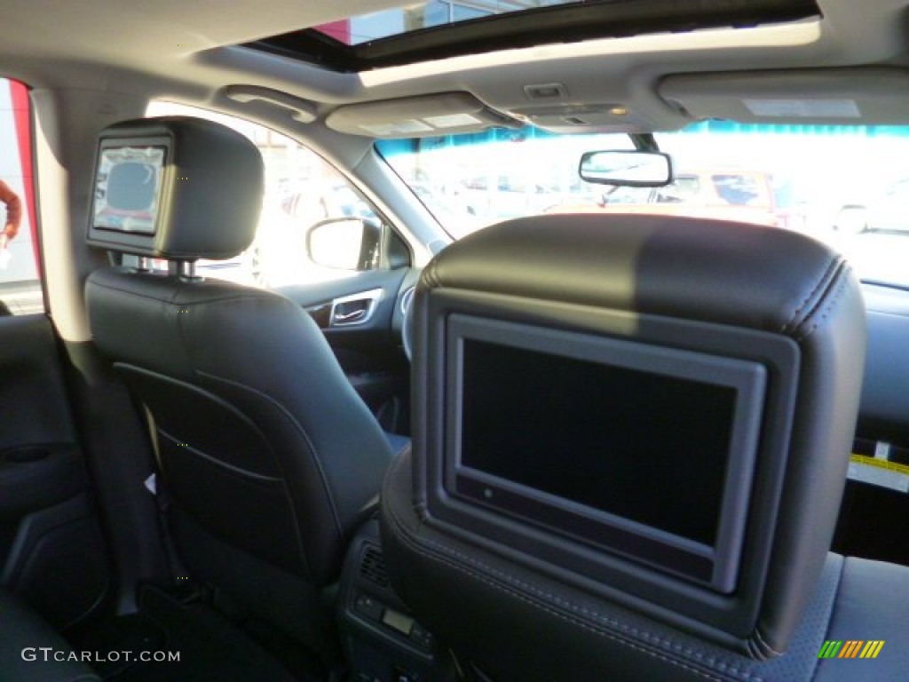 2014 Nissan Pathfinder Hybrid Platinum AWD Entertainment System Photo #88062213