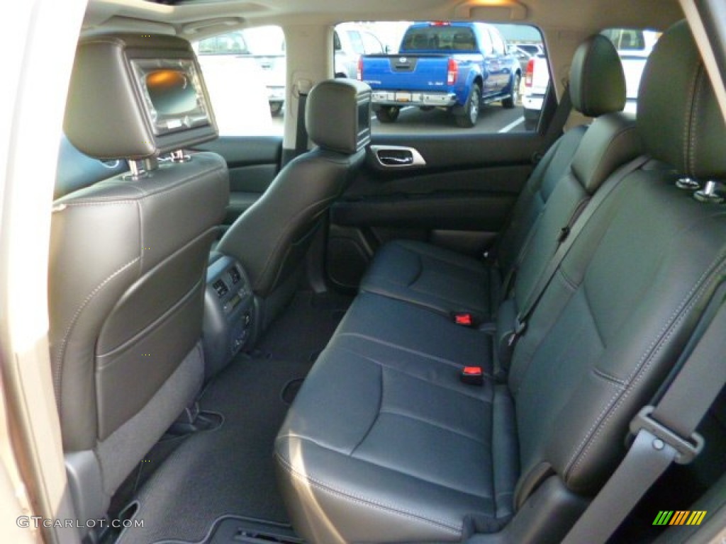 2014 Nissan Pathfinder Hybrid Platinum AWD Rear Seat Photos