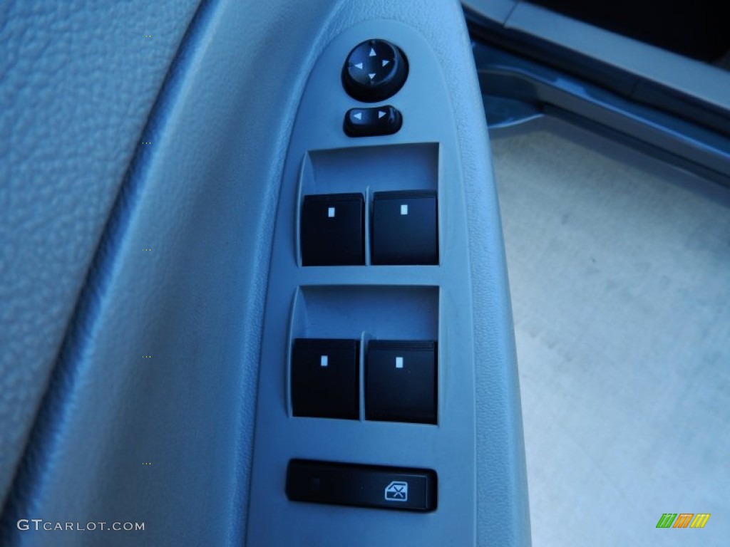 2009 HHR LS - Dark Gray Metallic / Gray photo #14