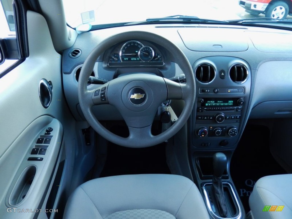 2009 HHR LS - Dark Gray Metallic / Gray photo #20