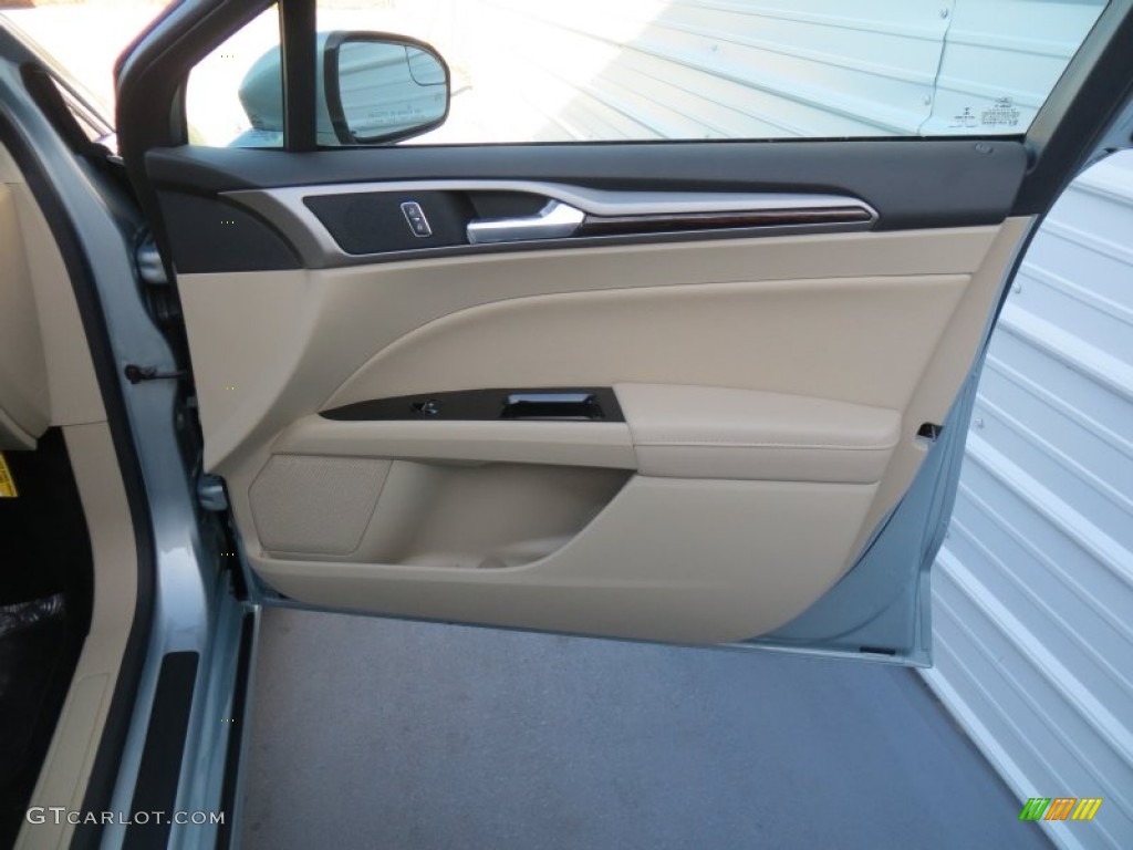 2014 Ford Fusion Hybrid SE Dune Door Panel Photo #88070715